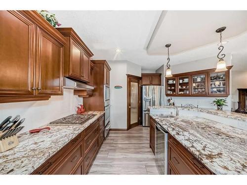 31 Tuscany Glen Park Nw, Calgary, AB - Indoor Photo Showing Kitchen With Double Sink