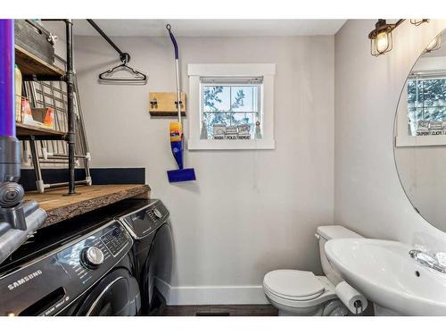 199 Hidden Creek Cove Nw, Calgary, AB - Indoor Photo Showing Laundry Room