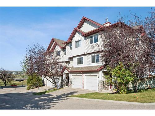 199 Hidden Creek Cove Nw, Calgary, AB - Outdoor With Facade