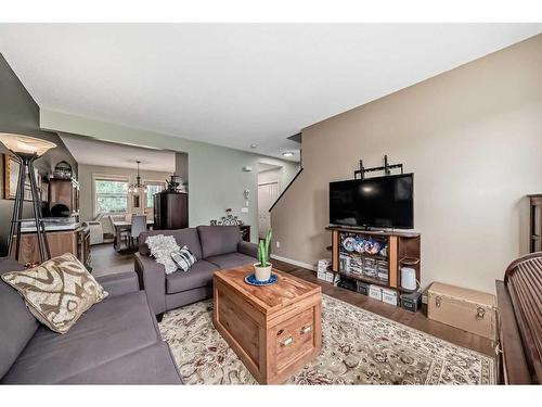 808-10 Auburn Bay Avenue Se, Calgary, AB - Indoor Photo Showing Living Room