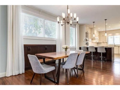 4722 21A Street Sw, Calgary, AB - Indoor Photo Showing Dining Room