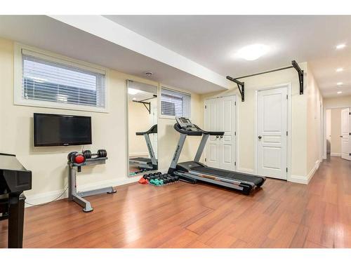 4722 21A Street Sw, Calgary, AB - Indoor Photo Showing Gym Room