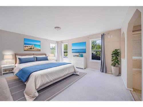 1 Valley Creek Road Nw, Calgary, AB - Indoor Photo Showing Bedroom