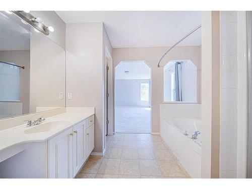 1 Valley Creek Road Nw, Calgary, AB - Indoor Photo Showing Bathroom