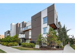 304-3130 Thirsk Street NW Calgary, AB T3B 6H4