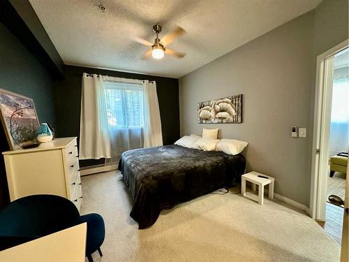 118-126 14 Avenue Sw, Calgary, AB - Indoor Photo Showing Bedroom