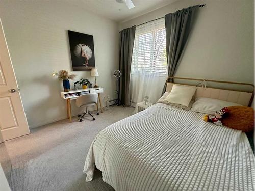 118-126 14 Avenue Sw, Calgary, AB - Indoor Photo Showing Bedroom