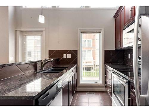 1006 Wentworth Villas Sw, Calgary, AB - Indoor Photo Showing Kitchen With Double Sink