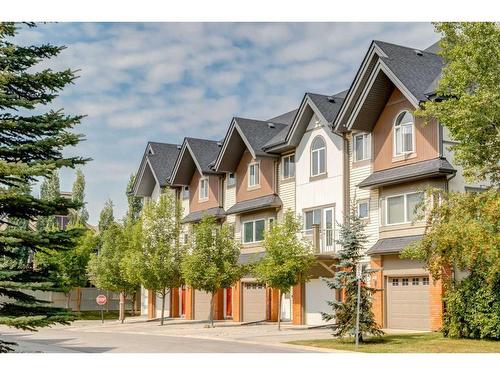 1006 Wentworth Villas Sw, Calgary, AB - Outdoor With Facade