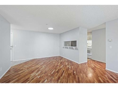 1204-6224 17 Avenue Se, Calgary, AB - Indoor Photo Showing Other Room