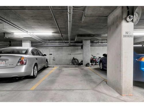 110-7210 80 Avenue Ne, Calgary, AB - Indoor Photo Showing Garage