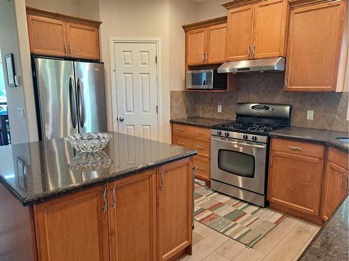 383 Everglade Circle Sw, Calgary, AB - Indoor Photo Showing Kitchen With Stainless Steel Kitchen