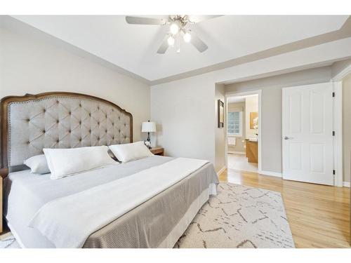 84 Hollyburn Road Sw, Calgary, AB - Indoor Photo Showing Bedroom