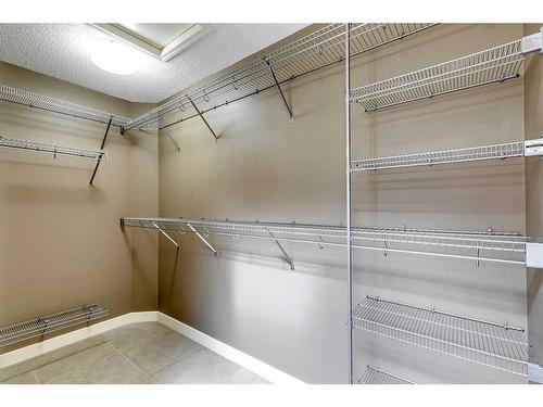 368 Auburn Bay Boulevard Se, Calgary, AB - Indoor With Storage