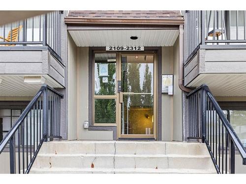 2310-13045 6 Street Sw, Calgary, AB - Outdoor With Exterior