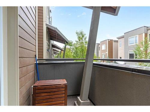 210-7 Westpark Common Sw, Calgary, AB - Outdoor With Exterior