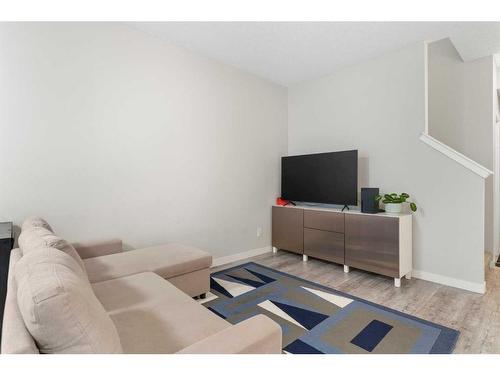 210-7 Westpark Common Sw, Calgary, AB - Indoor