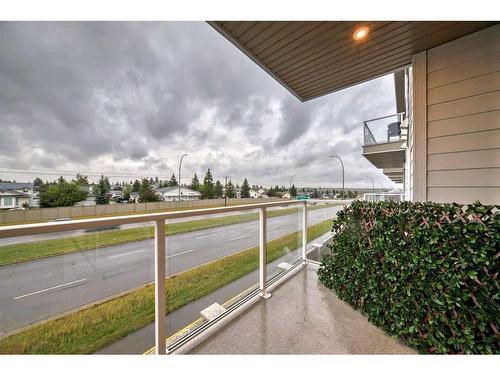 303-360 Harvest Hills Common Ne, Calgary, AB - Outdoor