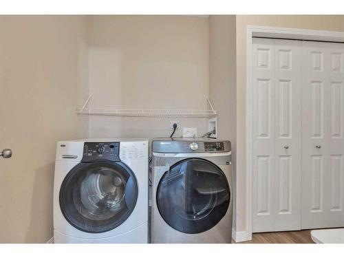 264 Panamount Hill, Calgary, AB - Indoor Photo Showing Laundry Room