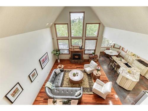 54 Rockcliff Landing Nw, Calgary, AB - Indoor Photo Showing Living Room