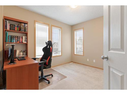 472 Bridlemeadows Common Sw, Calgary, AB - Indoor Photo Showing Office