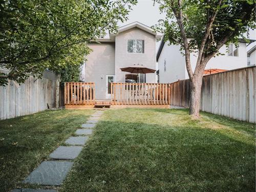 207 Cranberry Way Se, Calgary, AB - Outdoor