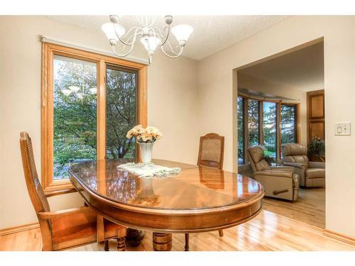 36 Beddington Circle Ne, Calgary, AB - Indoor Photo Showing Dining Room