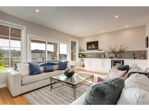 96 Timberline Way Sw, Calgary, AB - Indoor Photo Showing Living Room