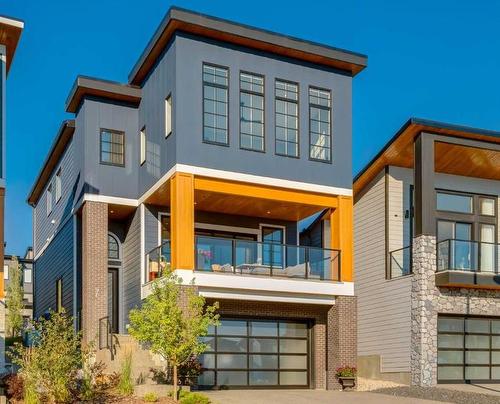 96 Timberline Way Sw, Calgary, AB - Outdoor With Facade