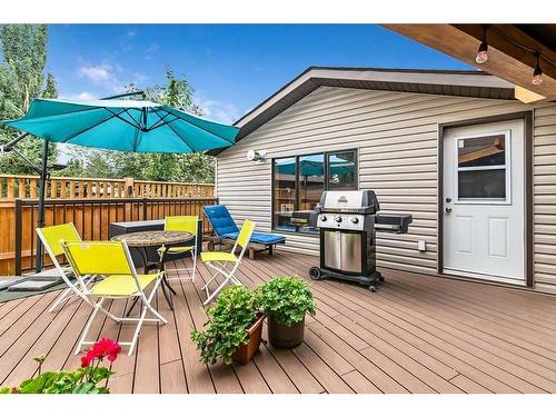 27 Deermont Place Se, Calgary, AB - Outdoor With Deck Patio Veranda With Exterior