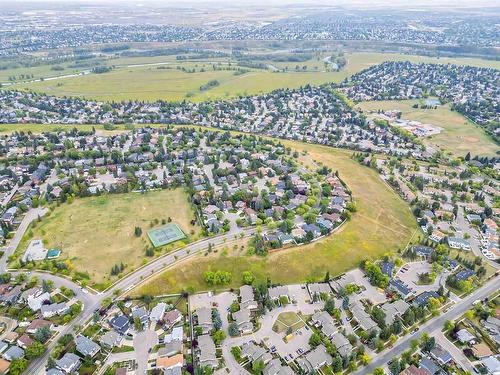 27 Deermont Place Se, Calgary, AB - Outdoor With View