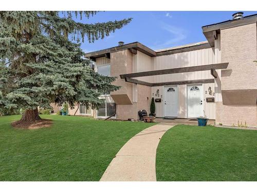 2622 Oakmoor Drive Sw, Calgary, AB - Outdoor