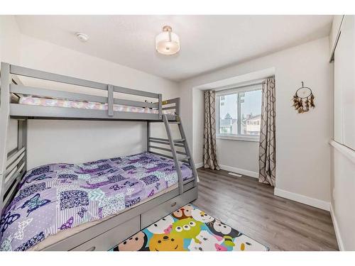 176 Templeby Drive Ne, Calgary, AB - Indoor Photo Showing Bedroom