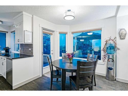 24 Christie Park Hill Sw, Calgary, AB - Indoor Photo Showing Dining Room