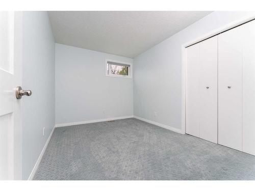 231 Grizzly Crescent, Canmore, AB - Indoor Photo Showing Other Room