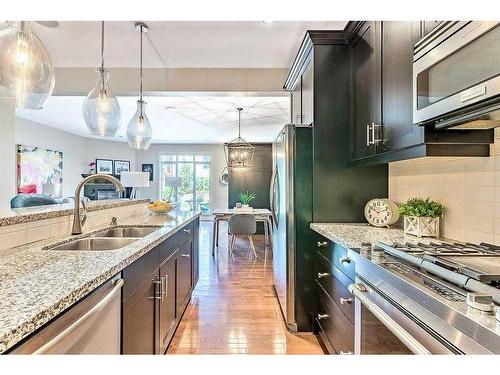 2428 7 Avenue Nw, Calgary, AB - Indoor Photo Showing Kitchen With Double Sink With Upgraded Kitchen