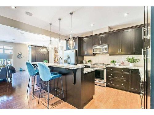 2428 7 Avenue Nw, Calgary, AB - Indoor Photo Showing Kitchen With Upgraded Kitchen