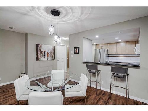 506-1108 6 Avenue Sw, Calgary, AB - Indoor Photo Showing Dining Room