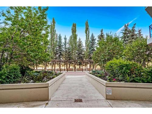 506-1108 6 Avenue Sw, Calgary, AB - Outdoor