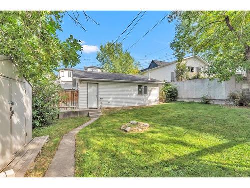 2212 29 Avenue Sw, Calgary, AB - Outdoor