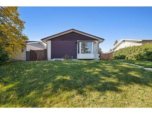 9 Marwood Circle Ne, Calgary, AB - Outdoor