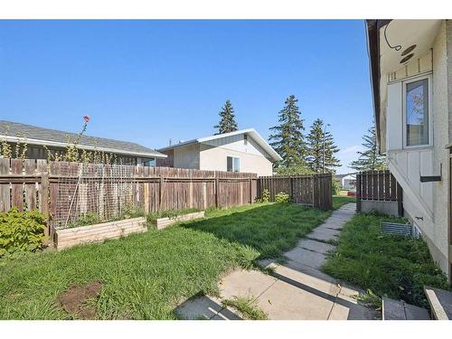 9 Marwood Circle Ne, Calgary, AB - Outdoor