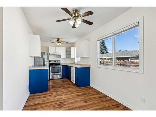 9 Marwood Circle Ne, Calgary, AB - Indoor Photo Showing Kitchen