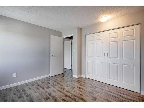 406-550 Westwood Drive Sw, Calgary, AB - Indoor Photo Showing Other Room