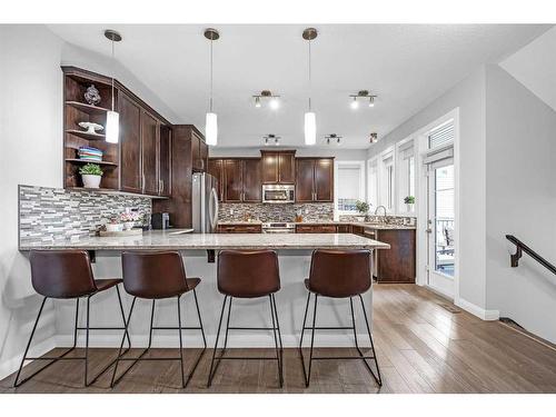 40 Evansfield Place Nw, Calgary, AB - Indoor Photo Showing Kitchen With Upgraded Kitchen