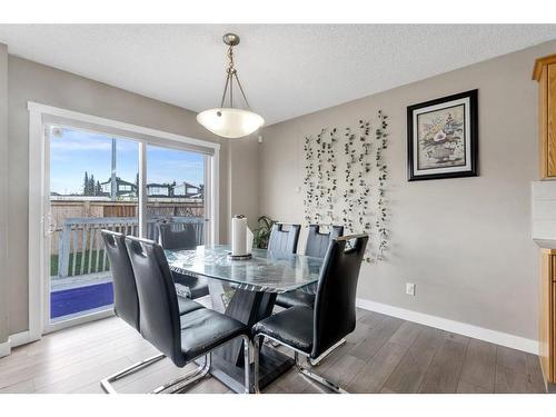 250 Saddlecrest Close Ne, Calgary, AB - Indoor Photo Showing Dining Room