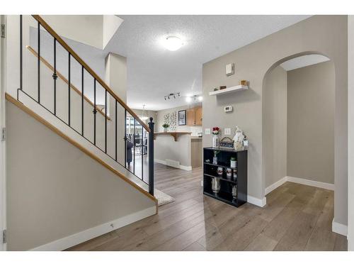 250 Saddlecrest Close Ne, Calgary, AB - Indoor Photo Showing Other Room