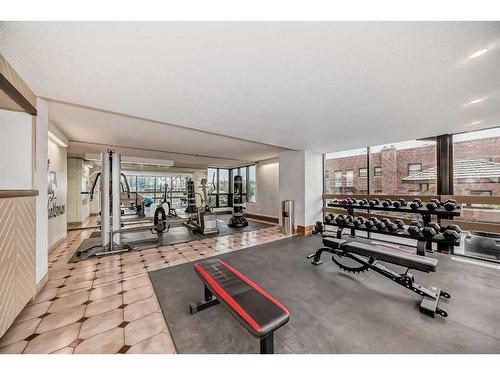 303-1334 13 Avenue Sw, Calgary, AB - Indoor Photo Showing Gym Room