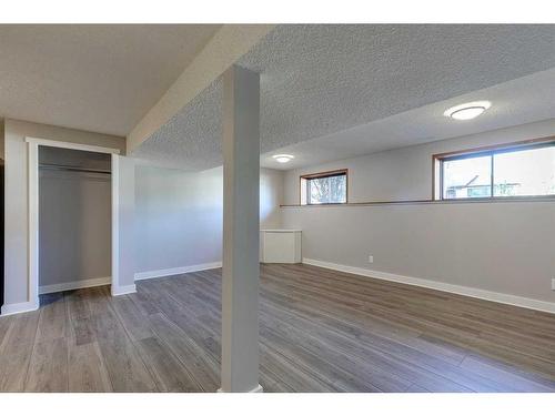 83 Lake Sylvan Close Se, Calgary, AB - Indoor