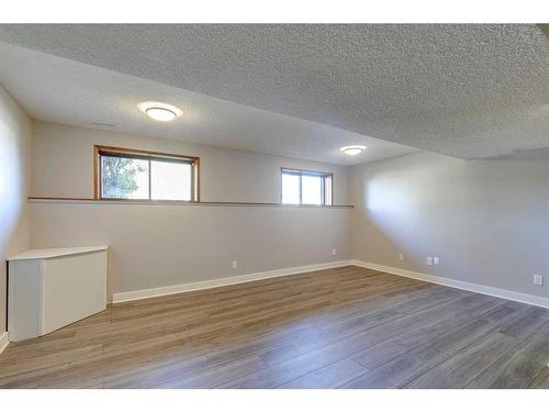 83 Lake Sylvan Close Se, Calgary, AB - Indoor